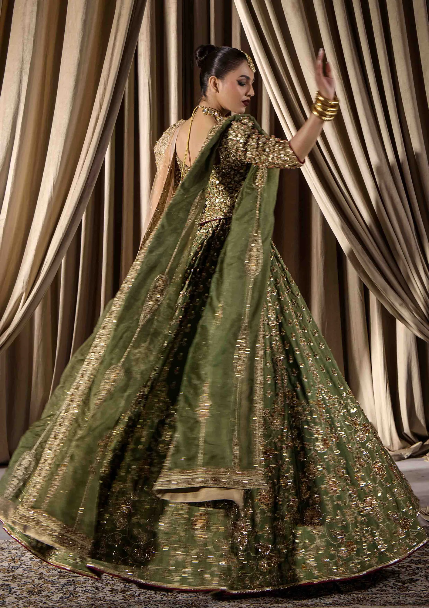 Green Lehenga Choli & Dupatta 3