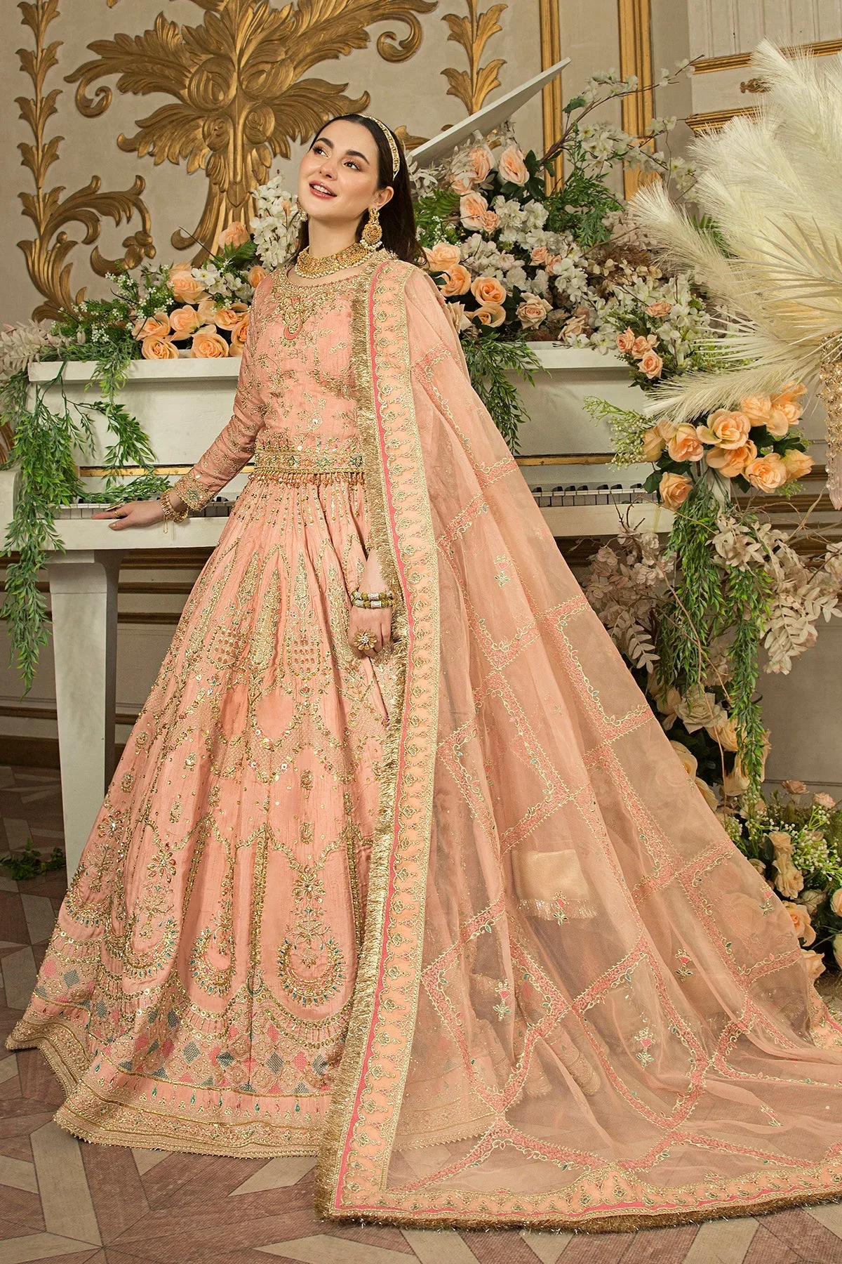 Pakistani Bridal Dress Peach Pink Lehenga and Choli for Bridal Wear 2