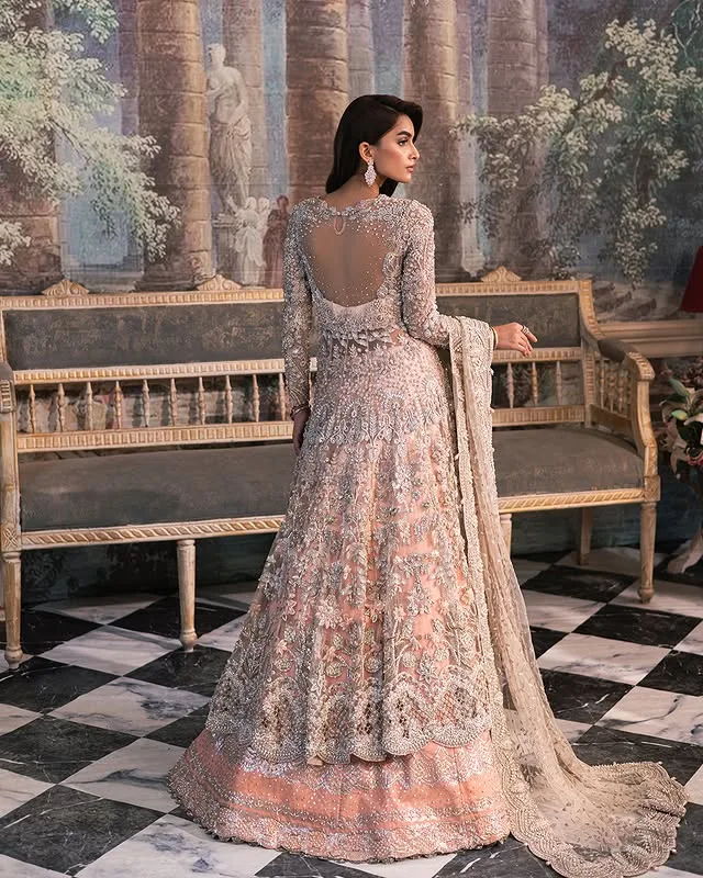 Pakistani Wedding Dress in Bridal Gown Lehenga Style 4
