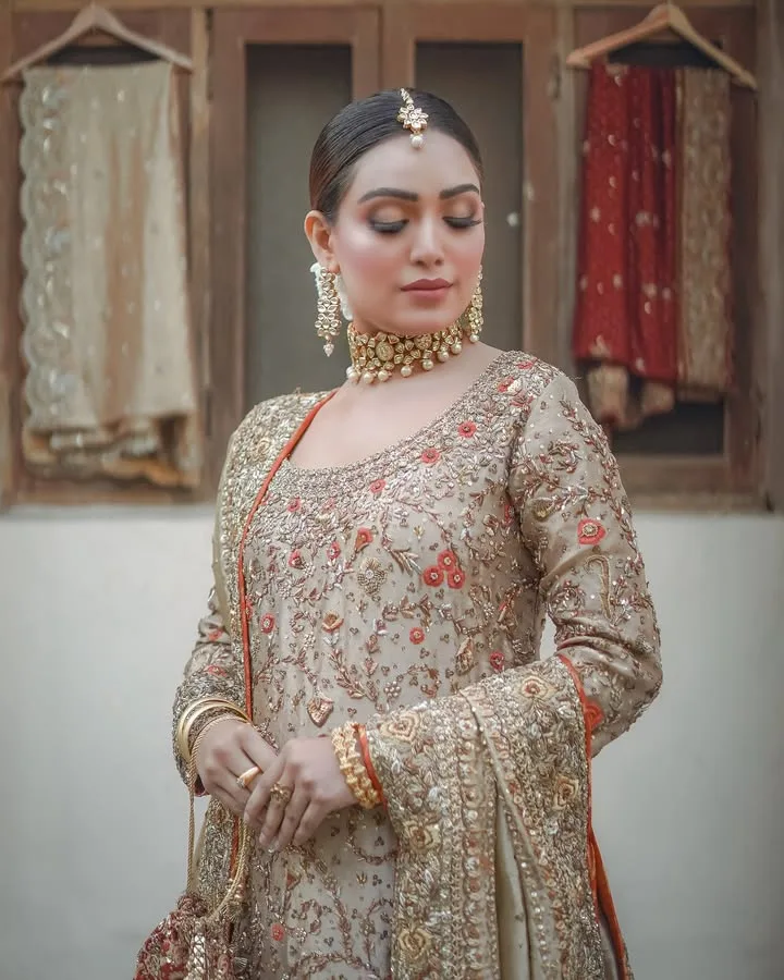 Pakistani Bridal Outfit in Kameez and Lehenga Style 4