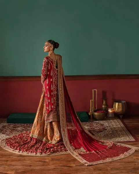 Pakistani Bridal Outfit in Red Kameez Lehenga Style 3