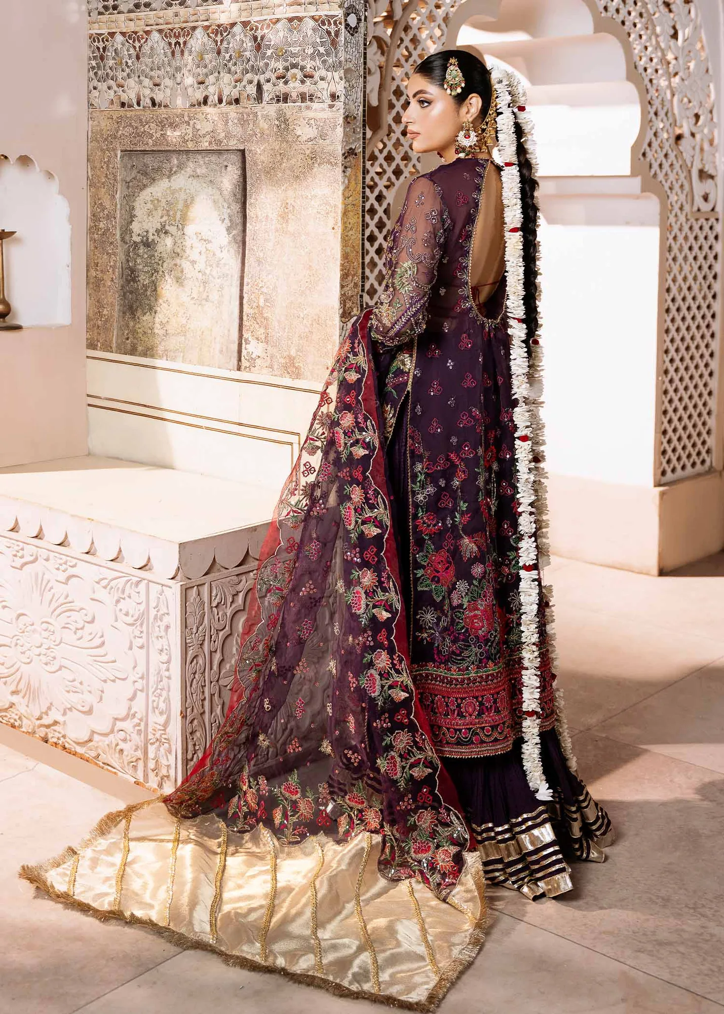 Elegant Purple Pakistani Wedding Dress with Intricate Embroidery 2