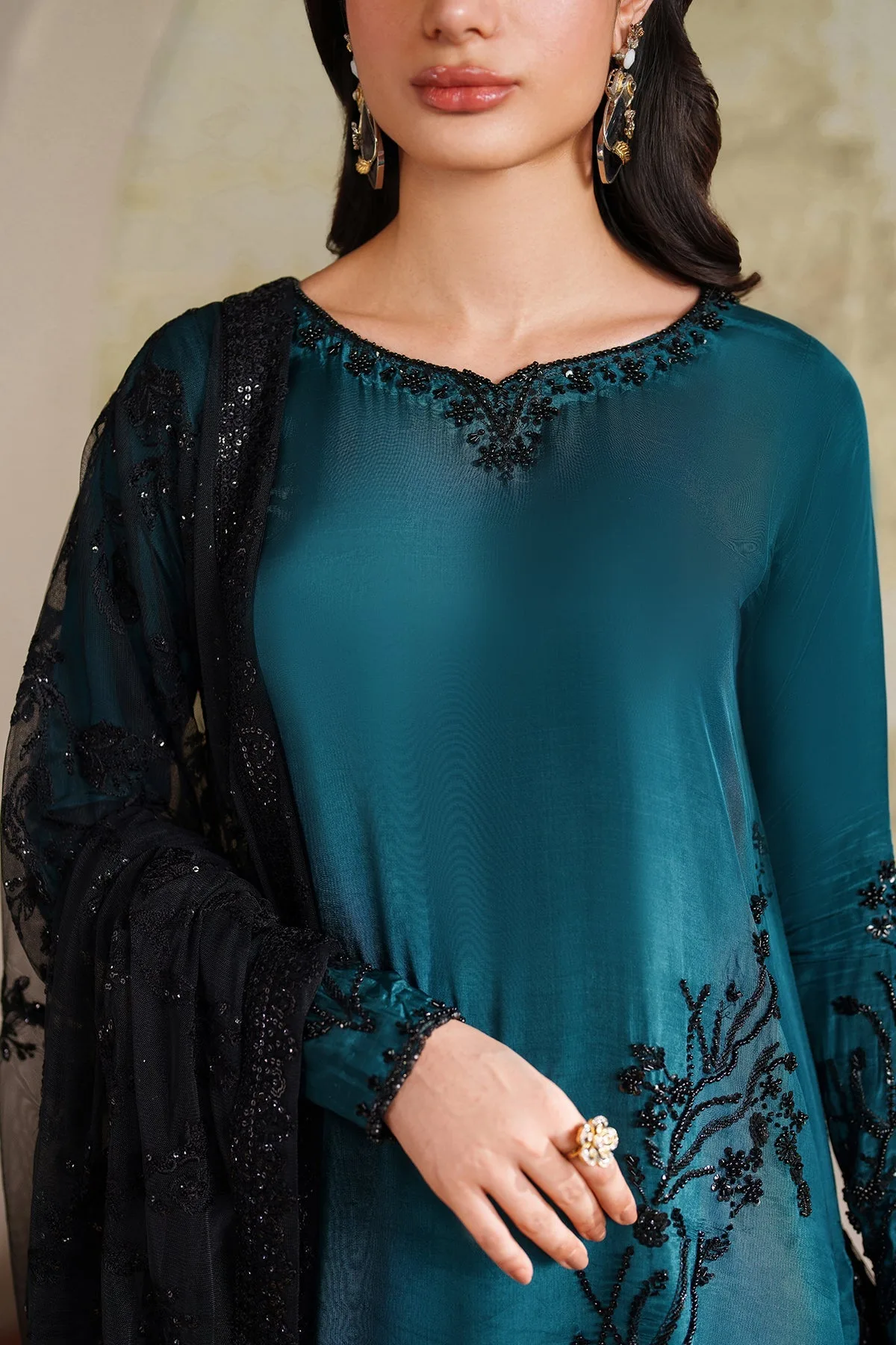 Elegant Hand Embellished Tussel Silk Pakistani Party Wear 2