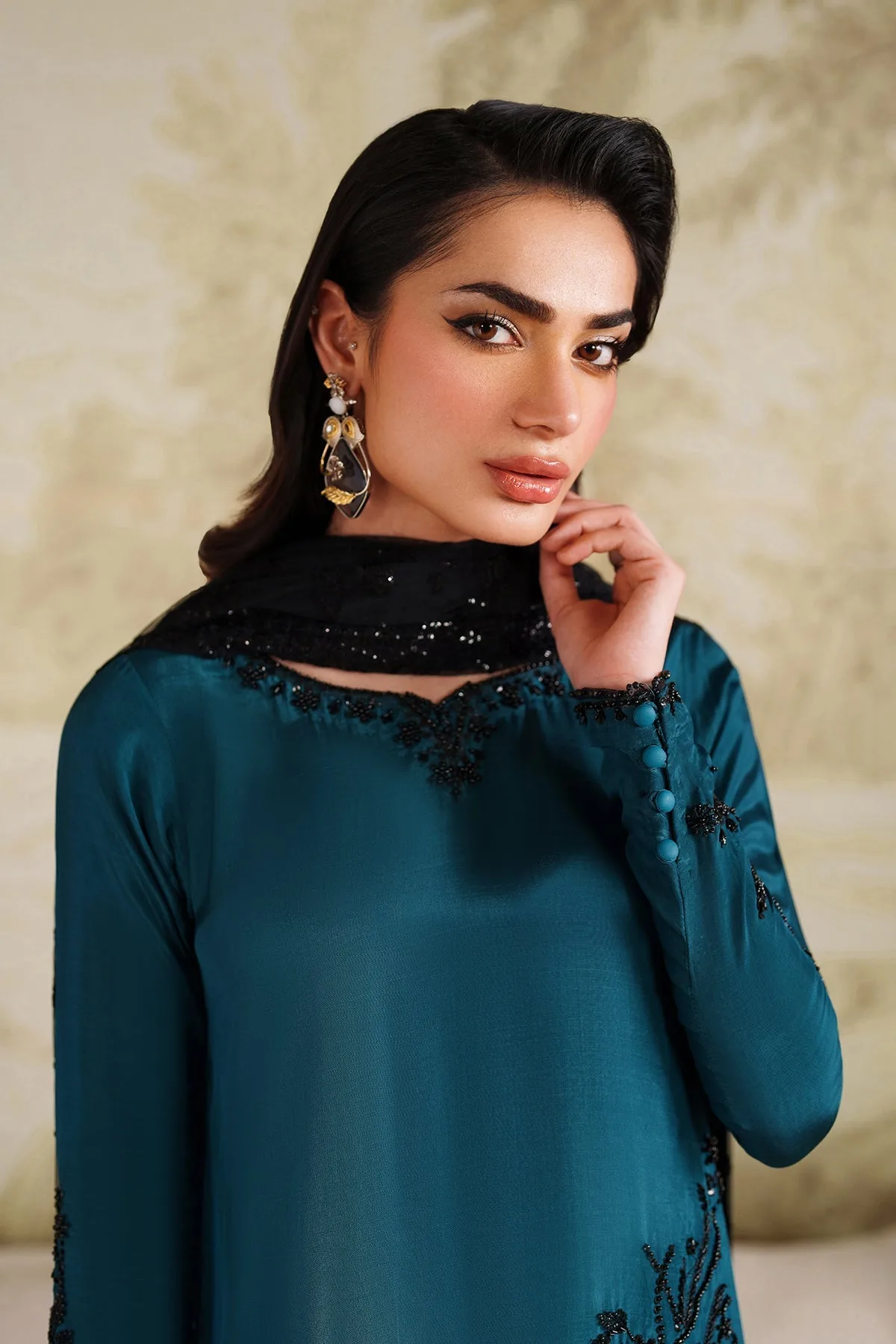 Elegant Hand Embellished Tussel Silk Pakistani Party Wear 3